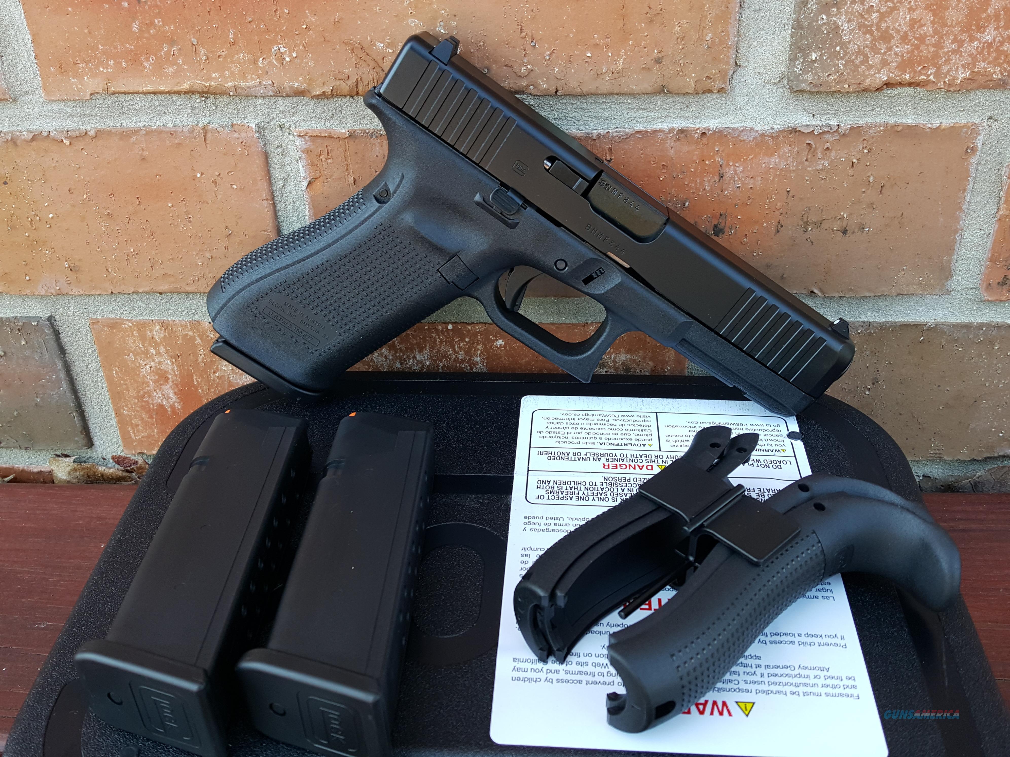 GLOCK 17 9MM GEN 5 FIXED SIGHT 3 17 Rd Mags BLA For Sale