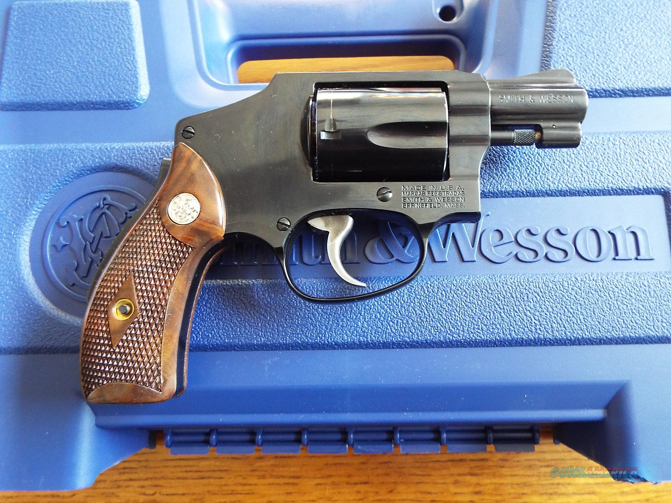 Smith And Wesson Model 40 Lemon Squee For Sale At