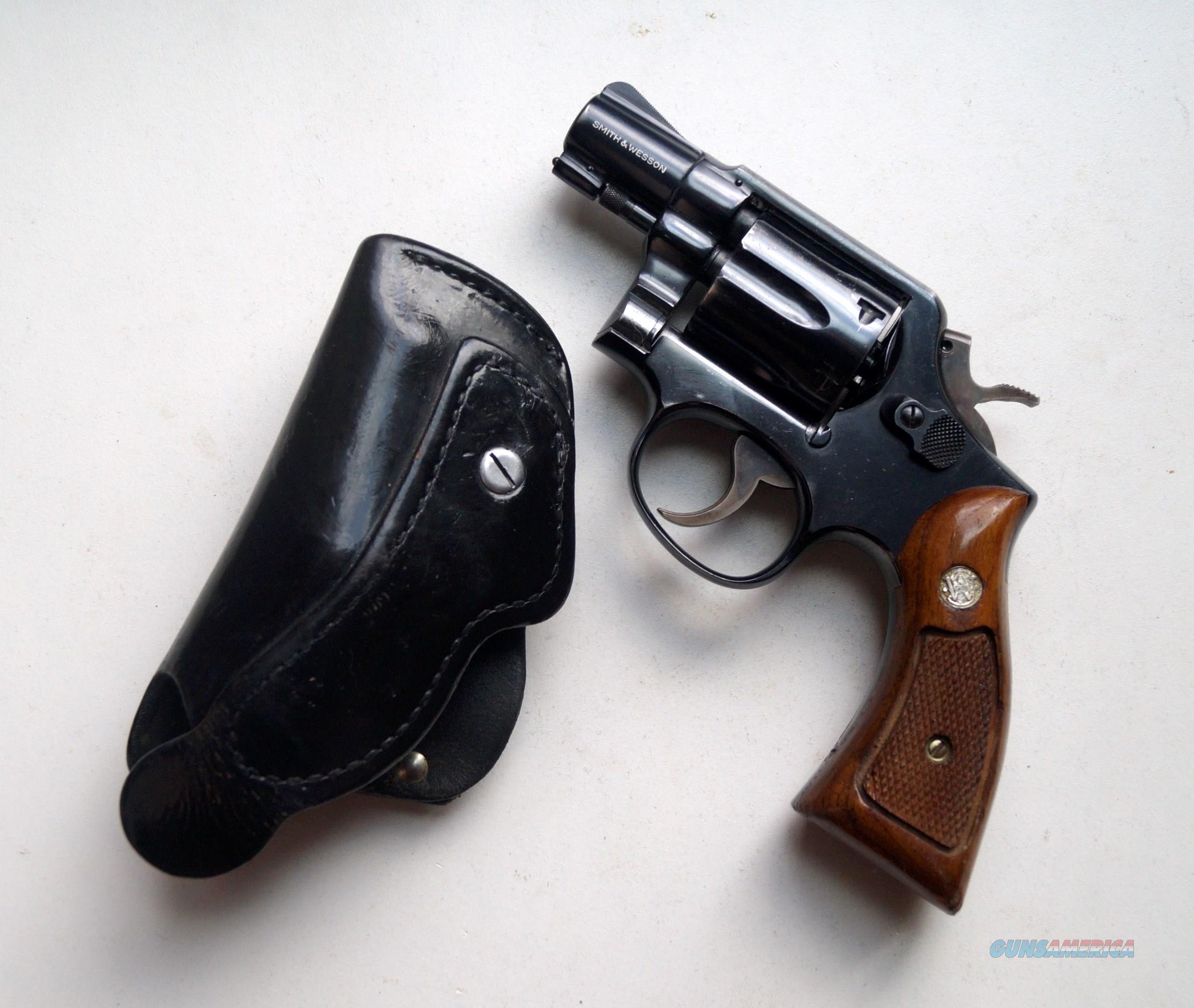 SMITH & WESSON MODEL 10 