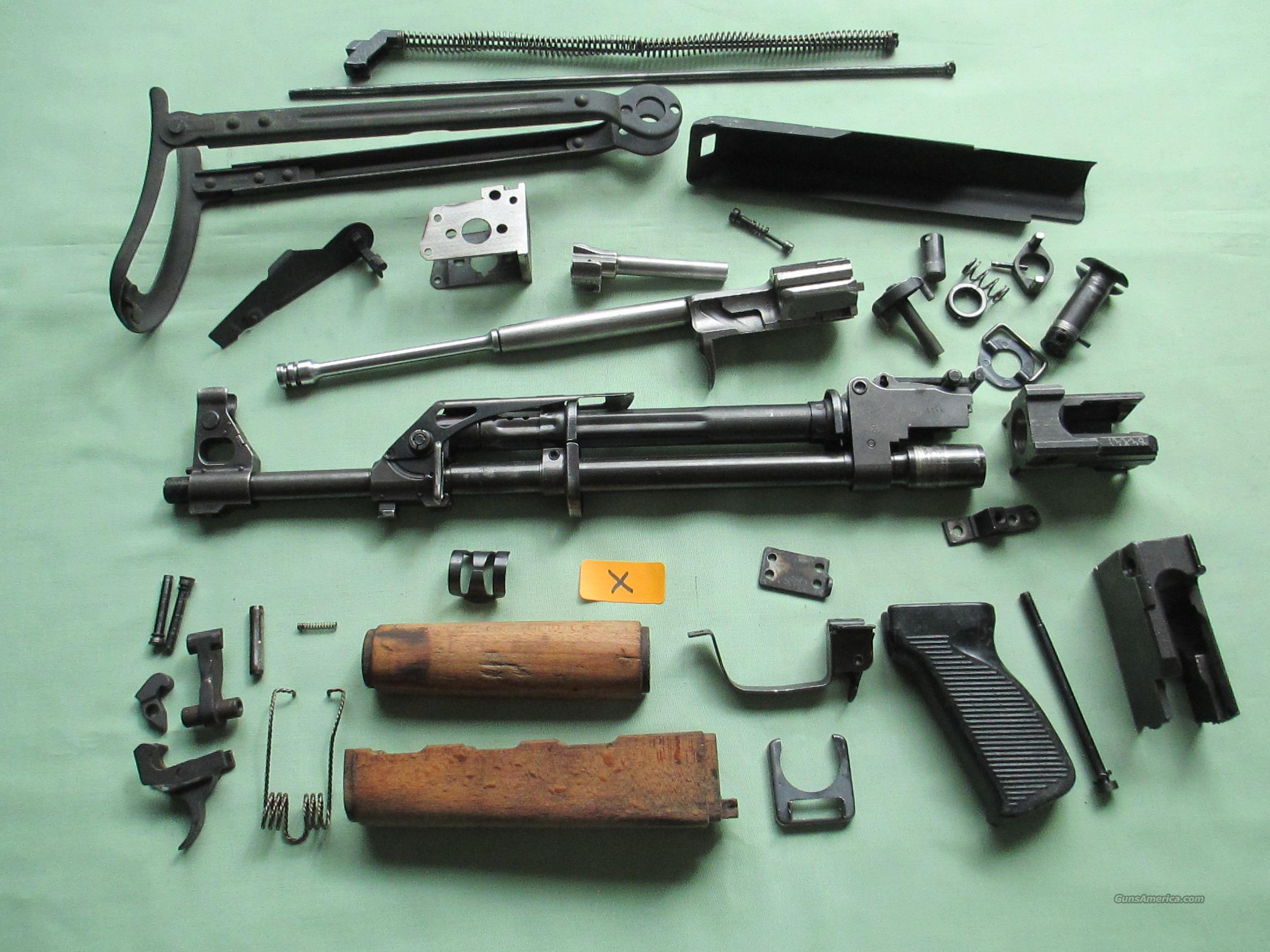 Запчасти автомата. Parts of AK 47. Комплектующие АК 47. Запчасти АК. Детали от АК.