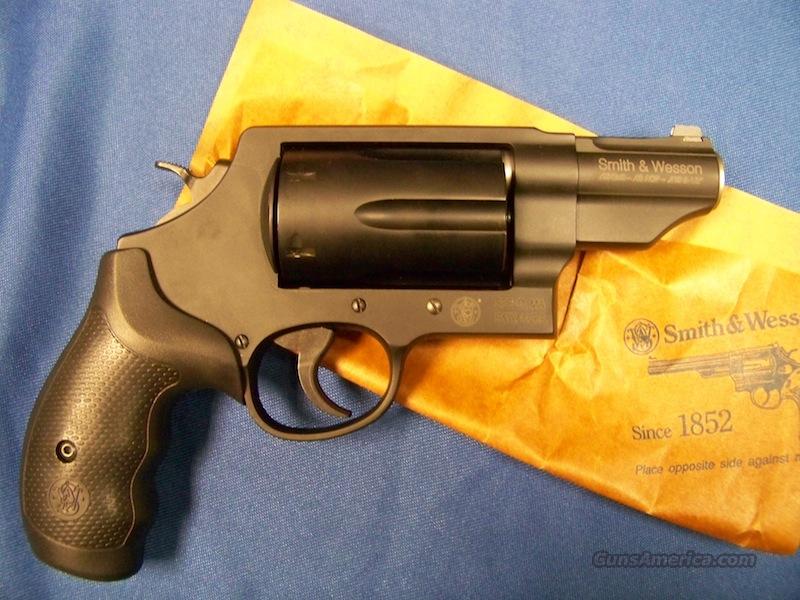 Smith And Wesson Governor Wo Laser Grips For Sale 4092