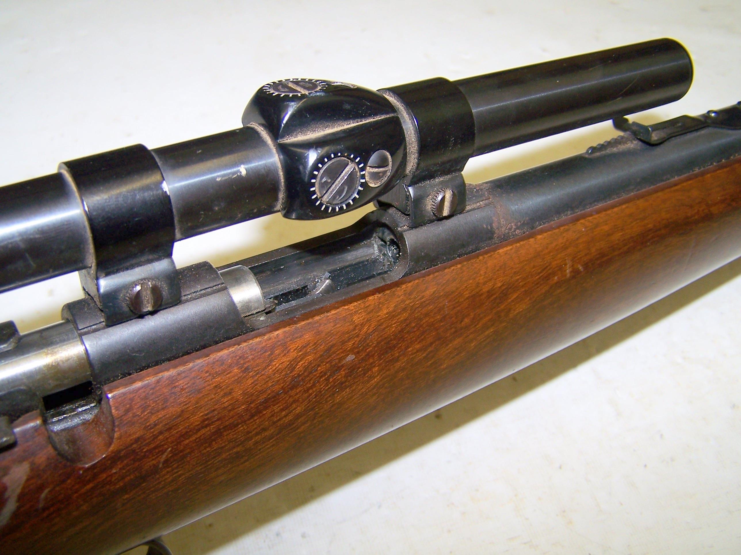 how many rounds can a remington sportmaster 512 hold
