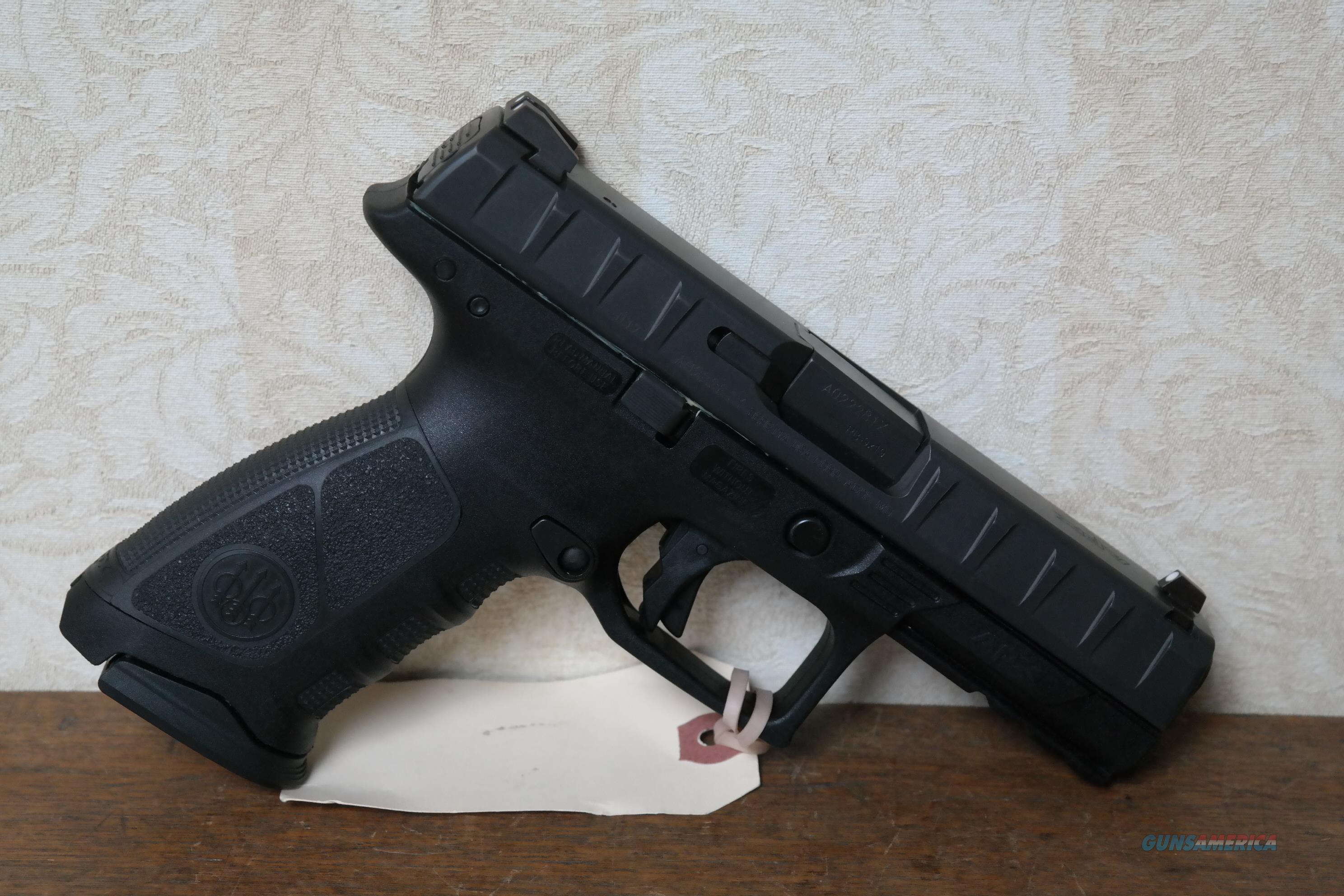 beretta 9mm apx review