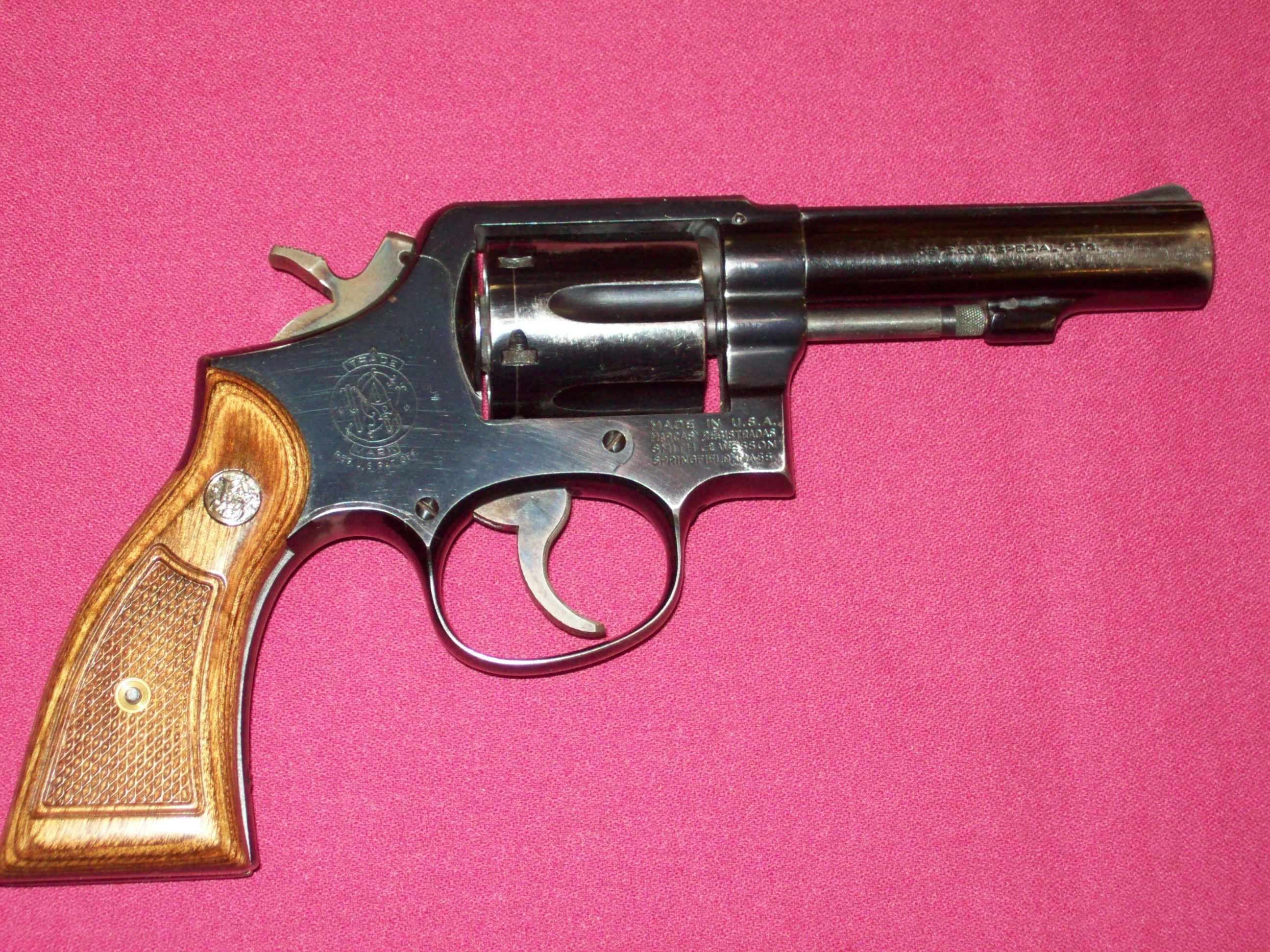 smith and wesson model 10 7