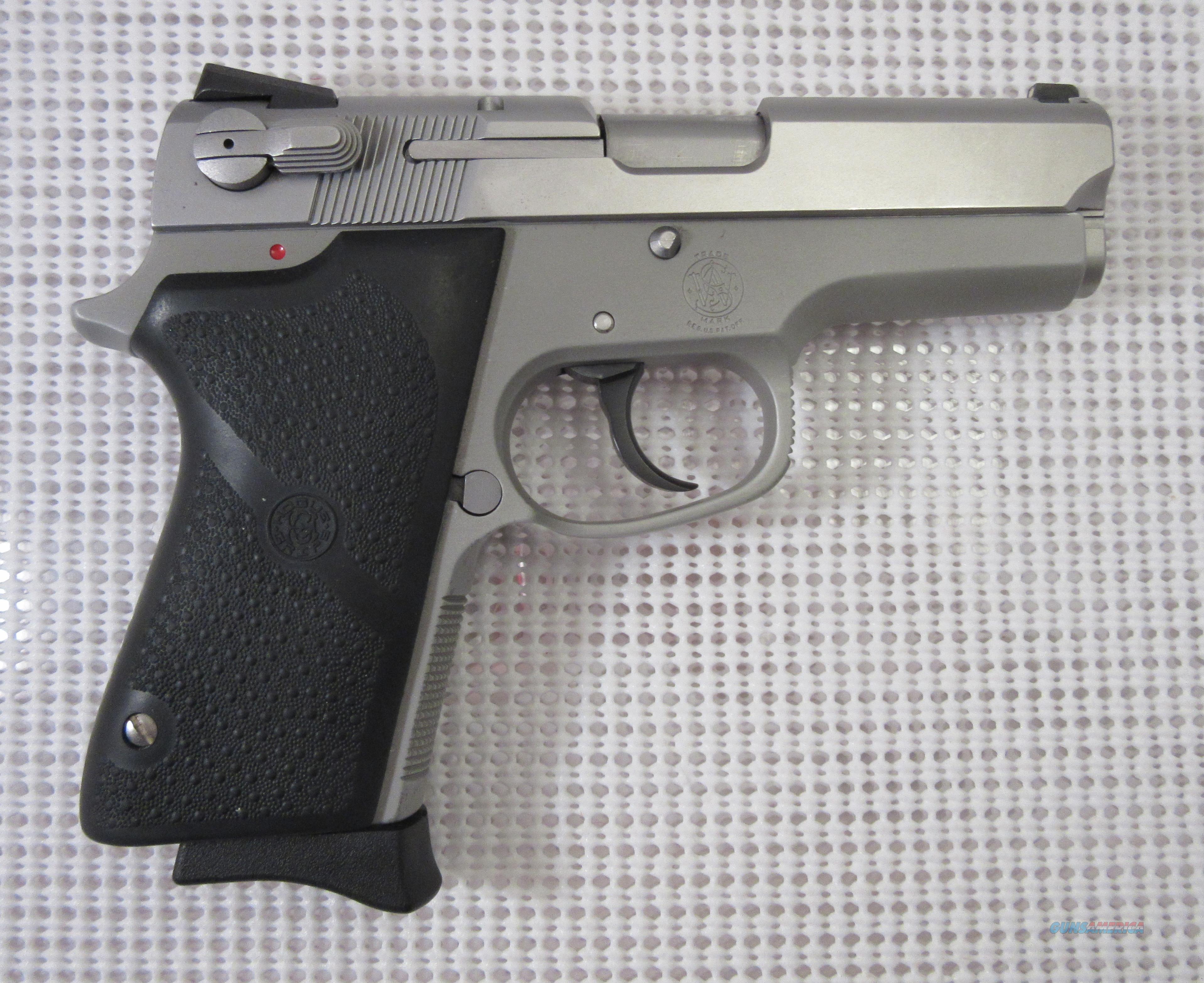 Smith & Wesson Model 3913 9mm handg... for sale at Gunsamerica.com ...