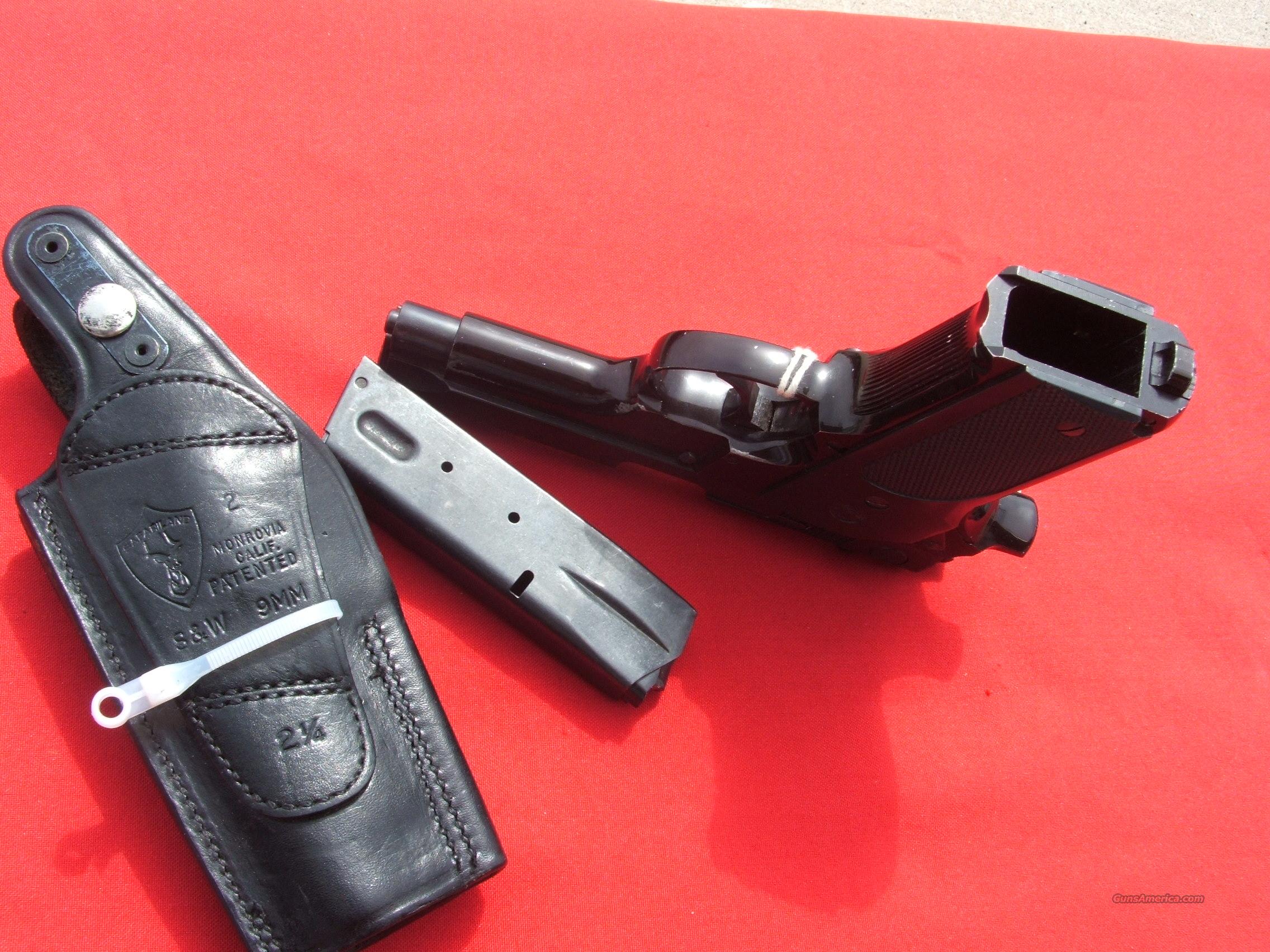 smith and wesson 9mm holster