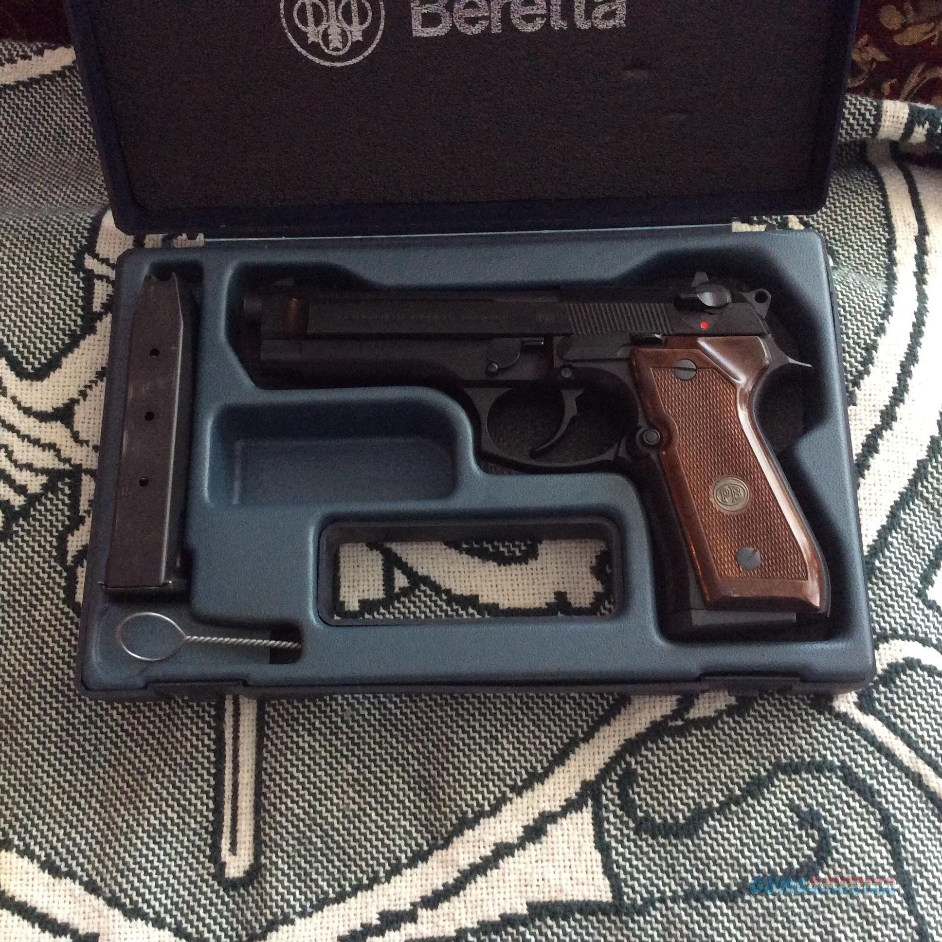 Beretta 92fs 9mm Made In Italy Wood Grips
