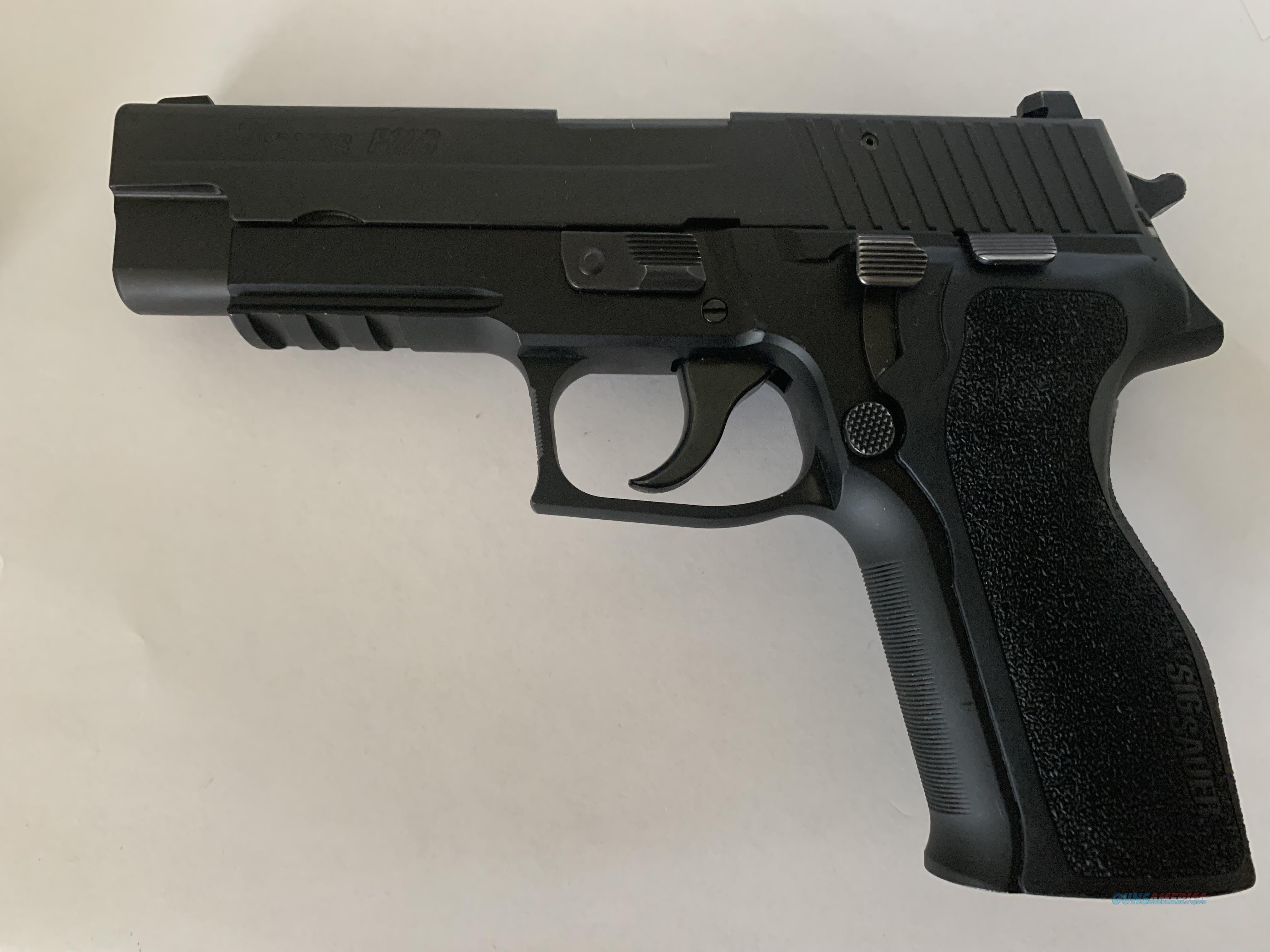 Sig Sauer P226 .40SW with extras for sale at Gunsamerica.com: 984434024