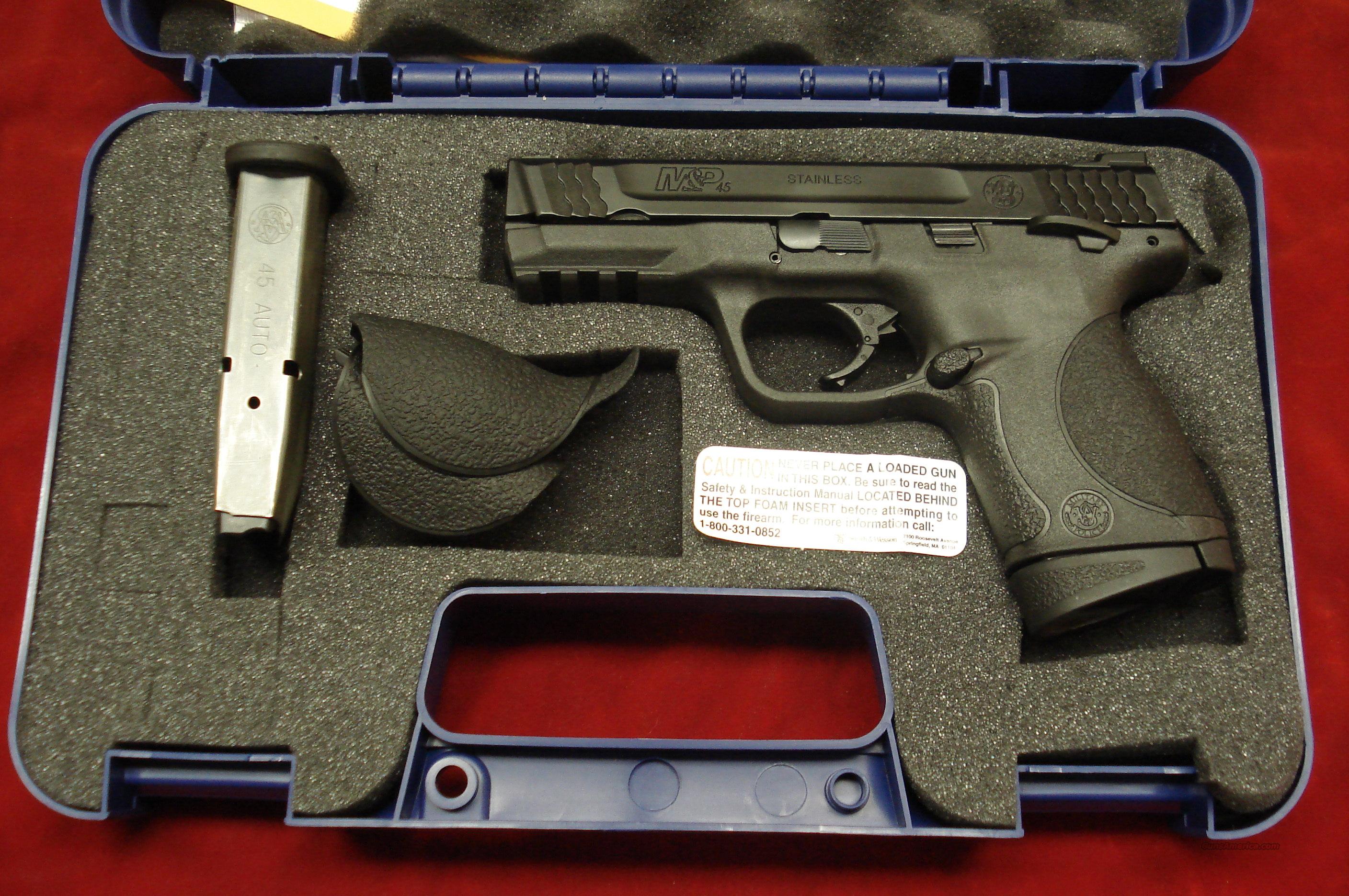 SMITH AND WESSON M&P 45ACP 4