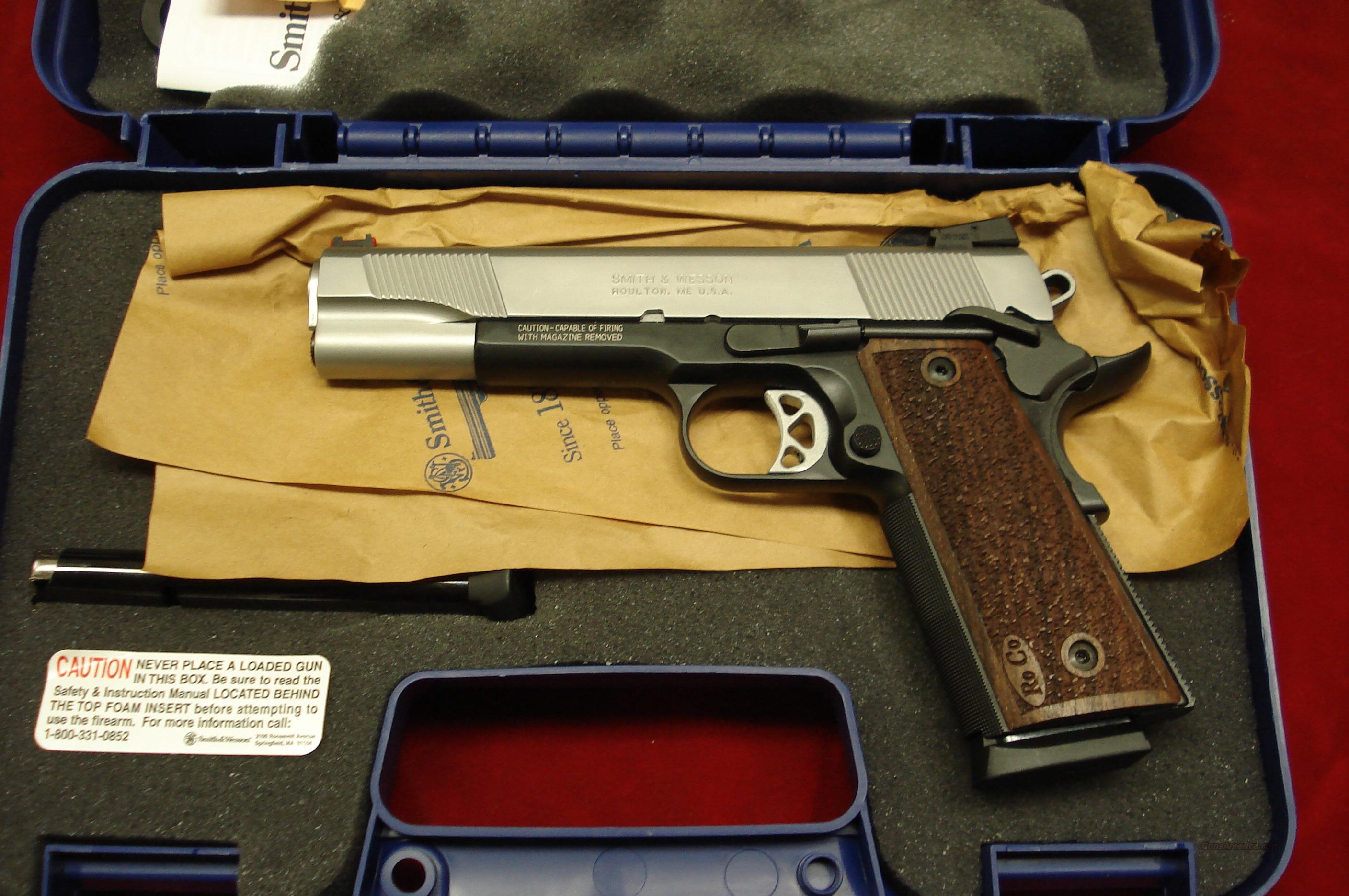 SMITH AND WESSON SW1911 PRO SERIES ... for sale at Gunsamerica.com ...