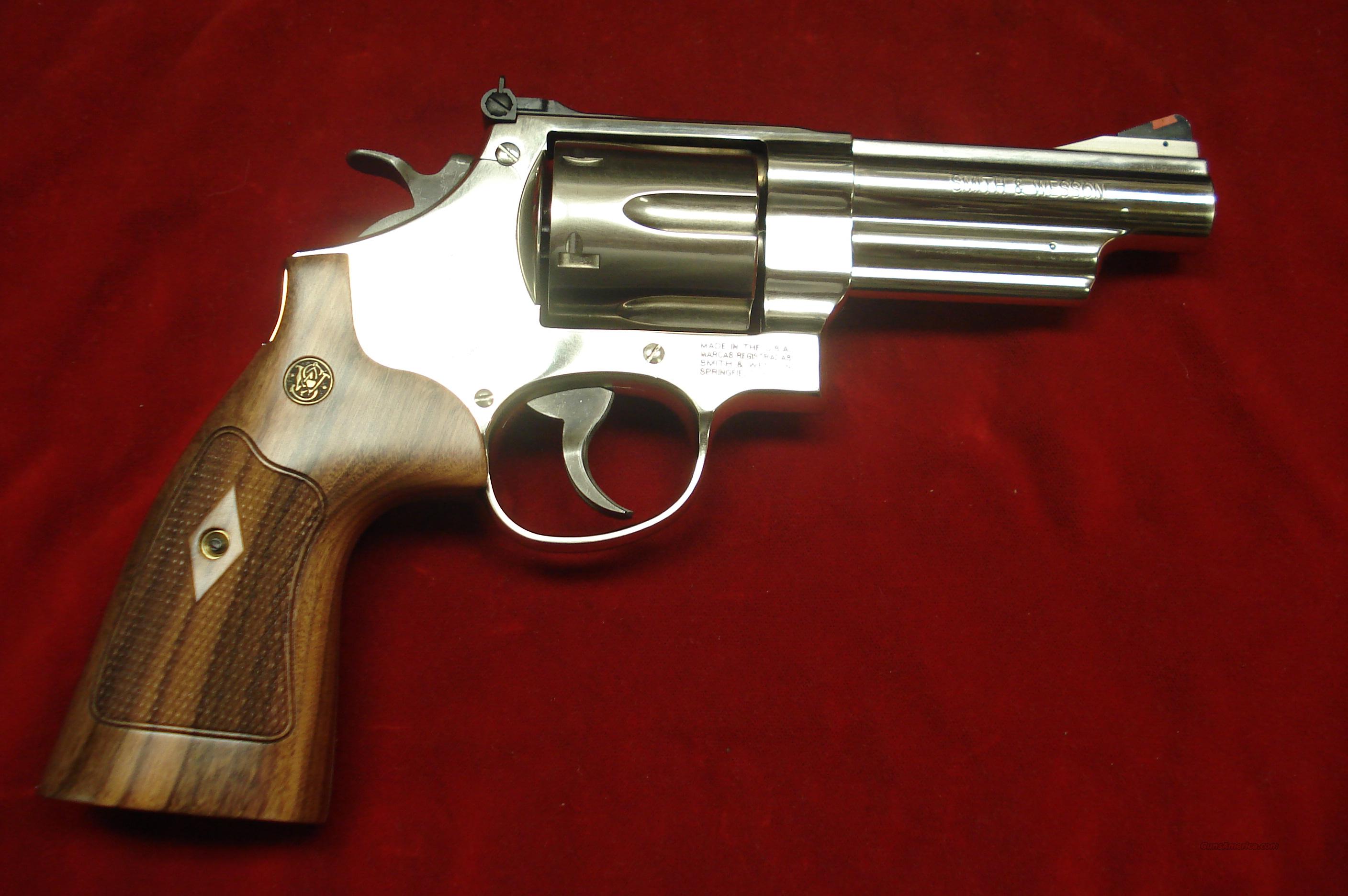 SMITH AND WESSON MODEL 29 CLASSIC NICKEL 44 MAG... for sale