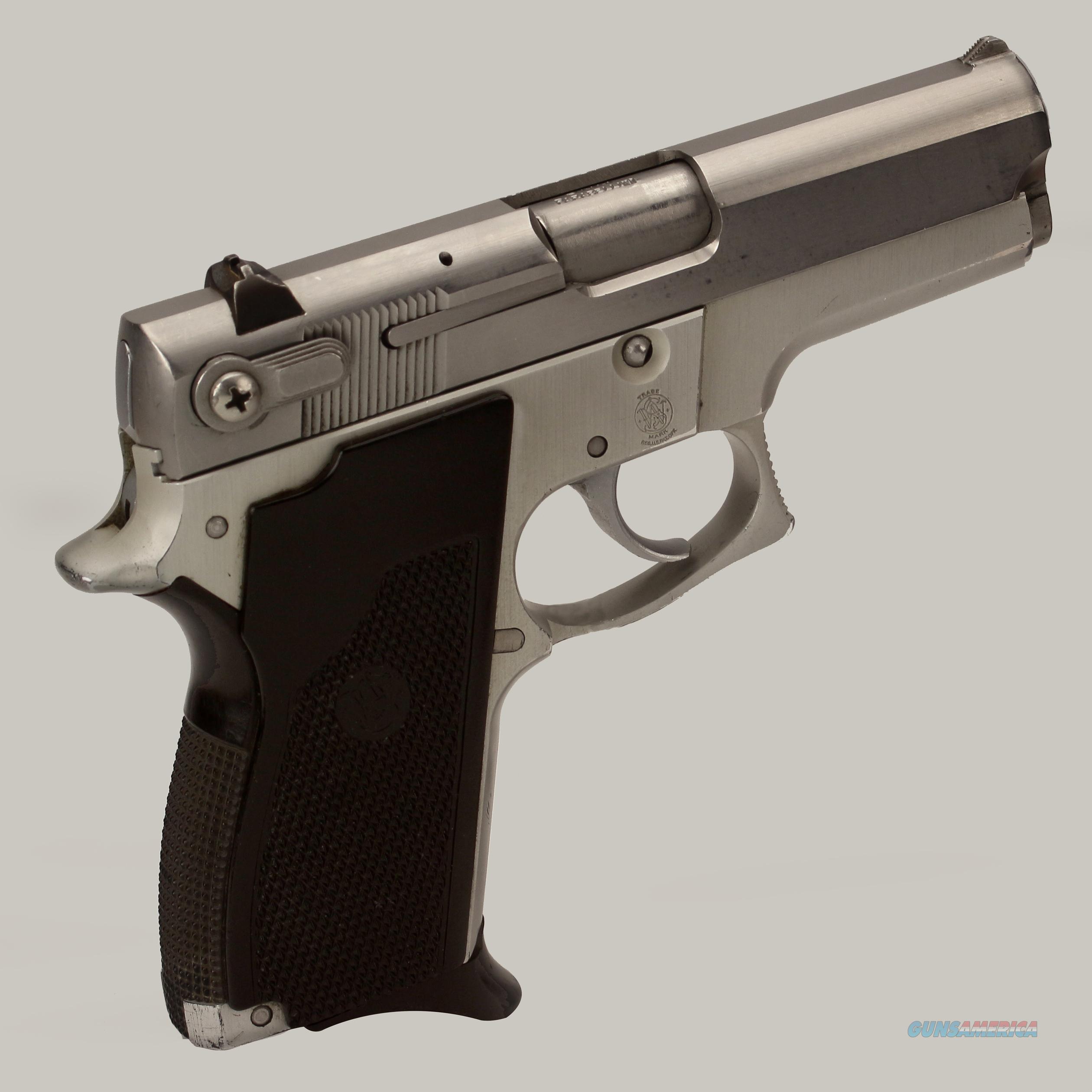 smith and wesson 9mm