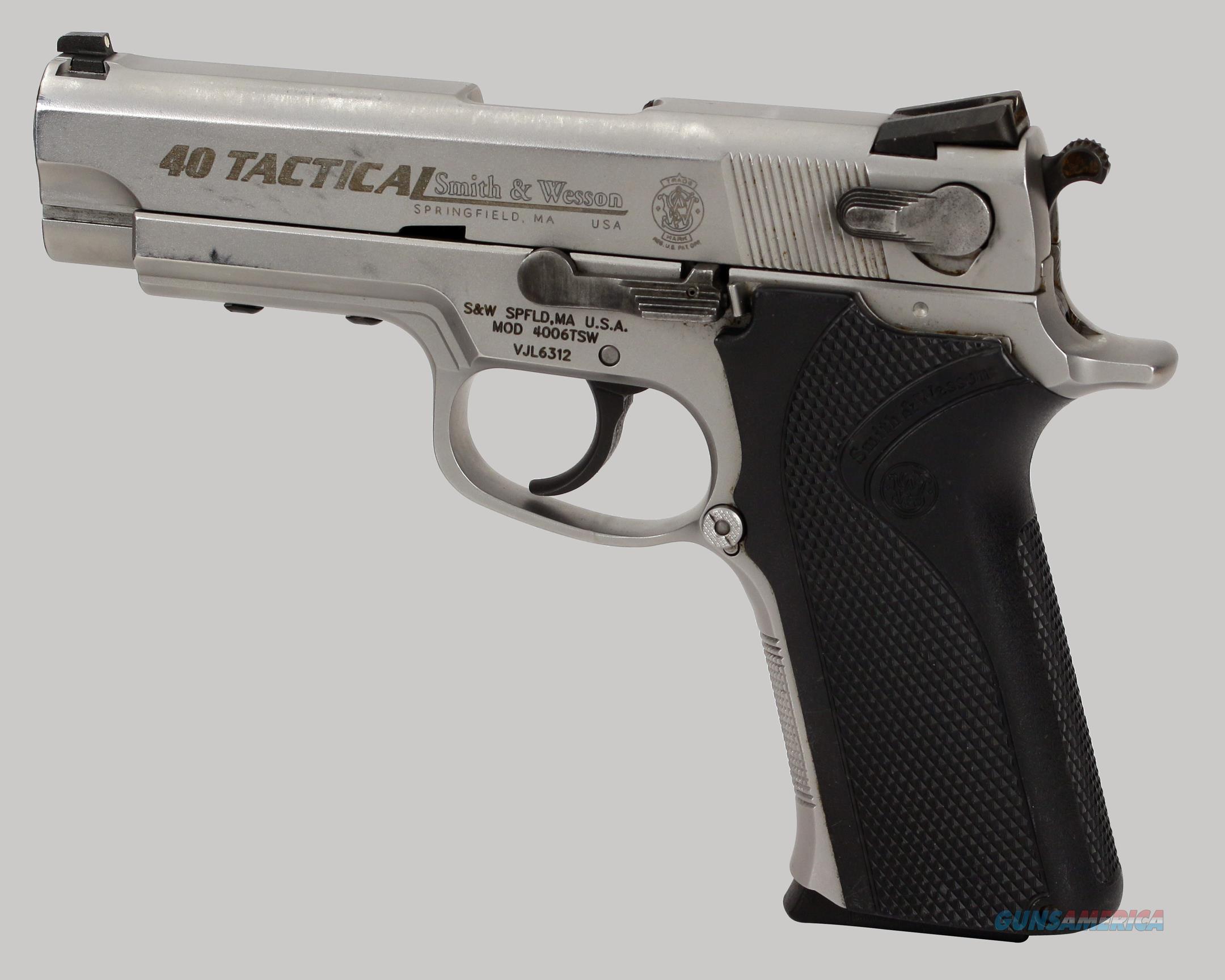 Smith And Wesson 40 Caliber Pistol