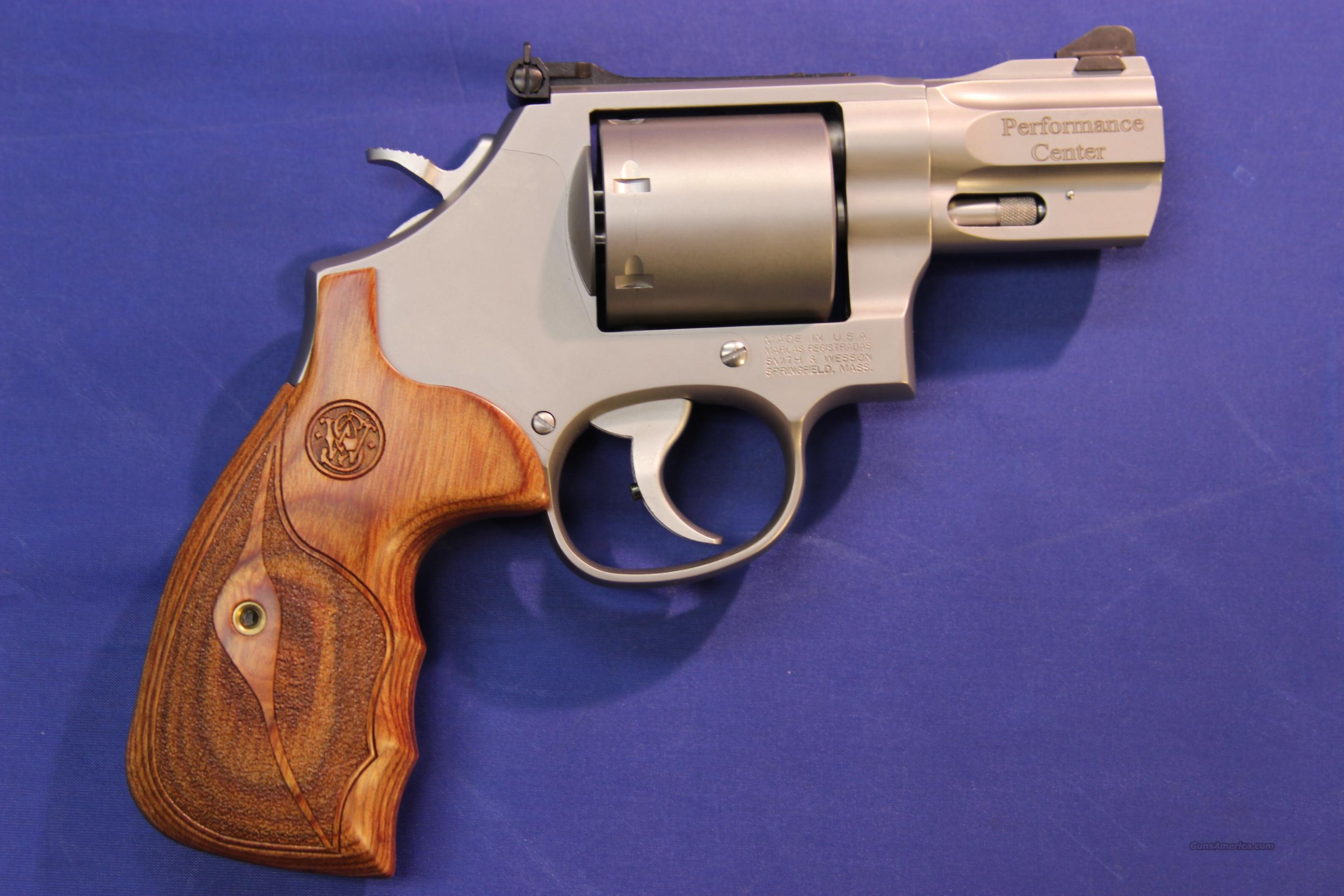 H45 classic. Смит энд Вессон 686. Smith & Wesson m640. А Smith & Wesson model 1076. .357 Magnum.