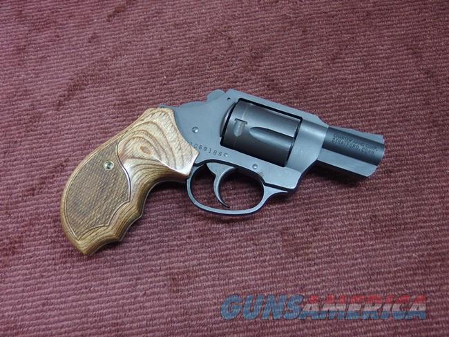 wood grips for charter arms undercover 38 special