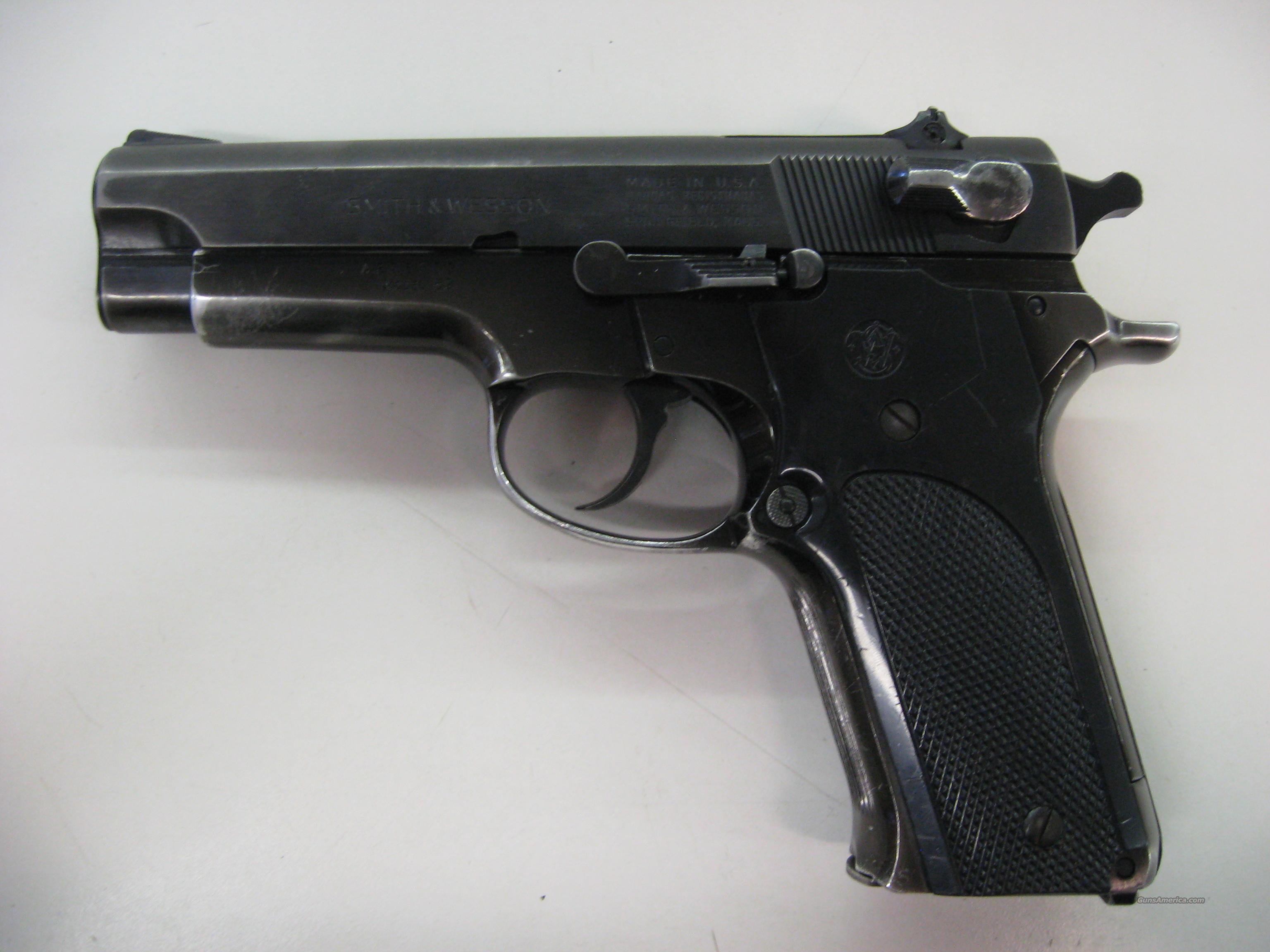 Smith and Wesson Model 59 for sale at Gunsamerica.com: 951934197