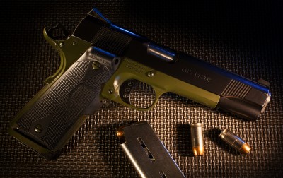 Wilson Combat CQB Elite, Wilson Combat 1911, Semi-automatic handgun and magazine