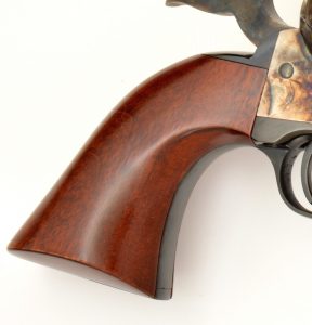 The Cattleman II comes with attractive Walnut grips. The author tested the version with the steel grip frame.