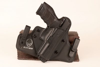 The author carried the P30L in an Alien Gear IWB holster that be found to be comfortable and easy to use.