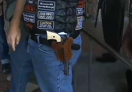 Aurora Shooting Witness Sues - $25k Settlement from Cops