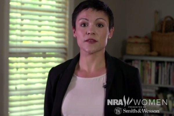 Tatiana Whitlock: Carrying in Different Outfits