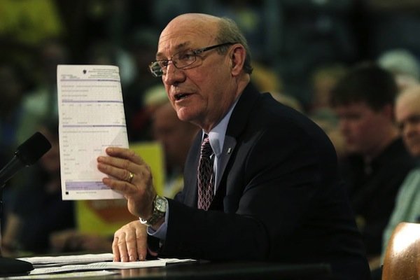 Massachusetts lawmakers agree on gun bill