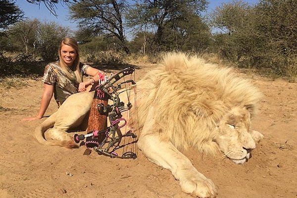 Left-wing liberal candidate wants to shame female hunter, offers 100k for nude photos