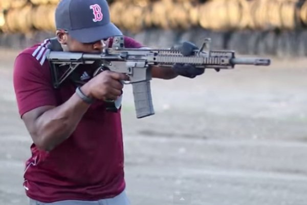 Noir reviews DDM4 V1, Daniel Defense