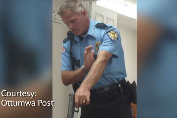 City to decide fate of police chief who pointed gun at council member