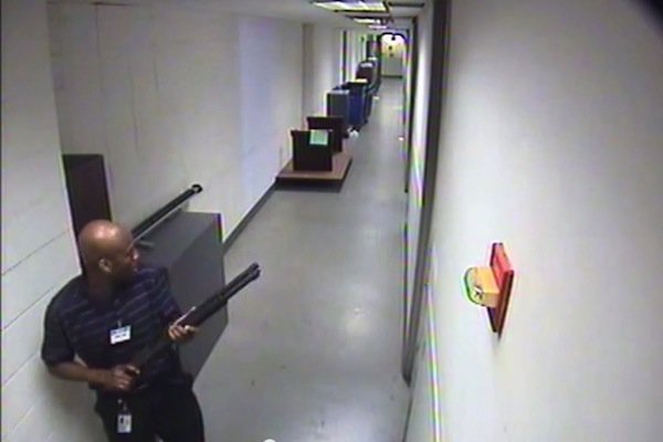 Obama doubles down on call for gun control on Navy Yard shooting anniversary