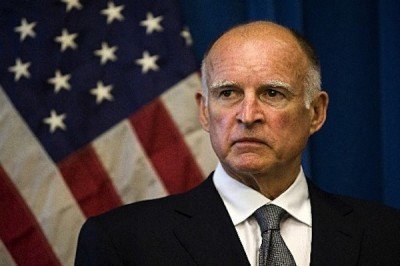 California governor approves confiscatory gun bill