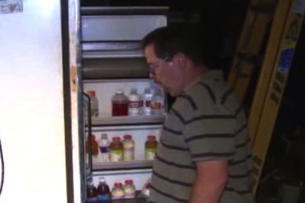 Texas homeowner fires at beer burglar