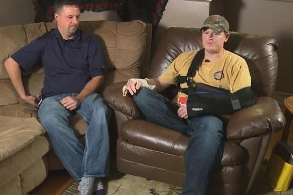 Hunter Fights Off Bear with 5-Inch Knife