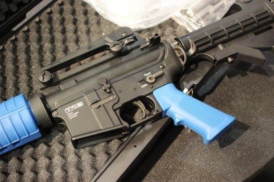 Gun vs. Gun Training Rifles - Umarex's T4E AR-15 Shoots Paintballs--SHOT Show 2015