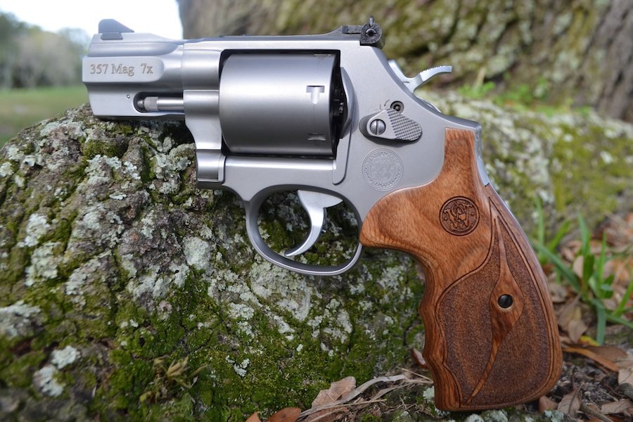 Браун смит вессон. Smith & Wesson CSX. Smith & Wesson swckext-t. Smith & Wesson count. Smith Wesson Gun Market GUNSAMERICA.