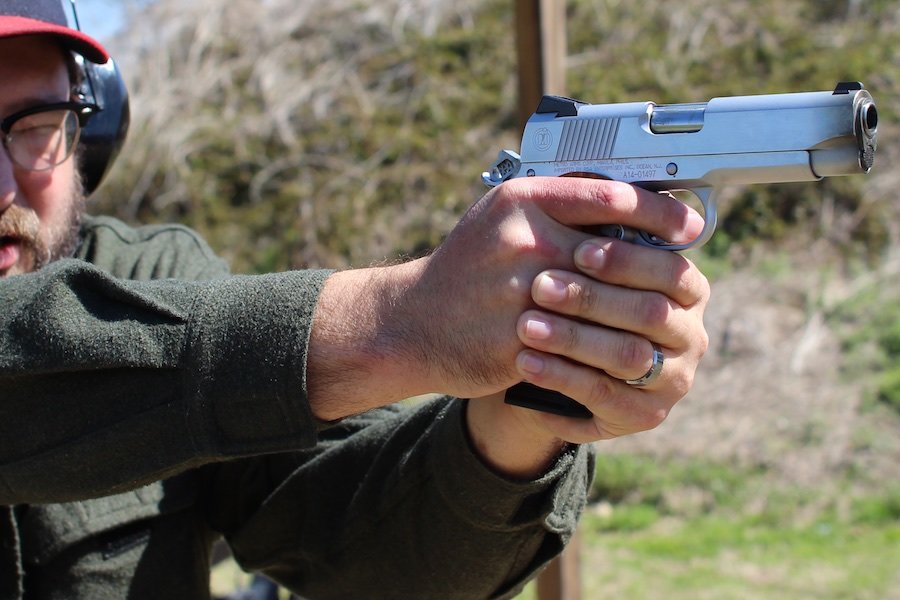 Cheap Guns: 1911 Edition Metro Arms Commander