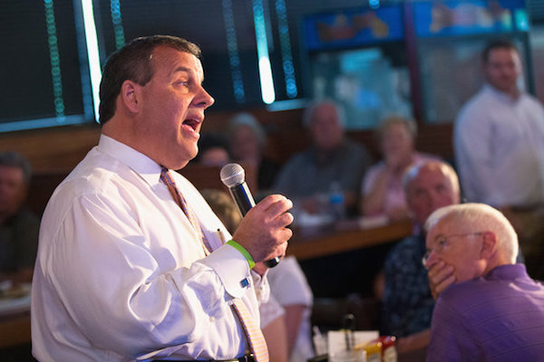 Chris Christie Shouts Down Gun Rights Activist: ‘Give Me One Fact that Shows I’m Anti-Gun’