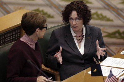 Oregon Recall Efforts Suspended After Dem House Leader Steps Down