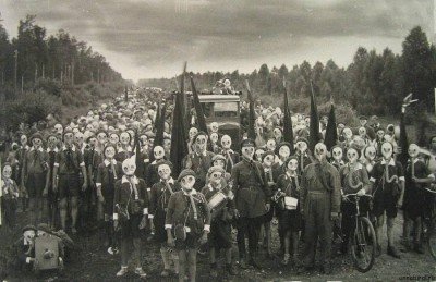 Prepping 101: Gas Masks for Children and Other Dumbass Internet Intel