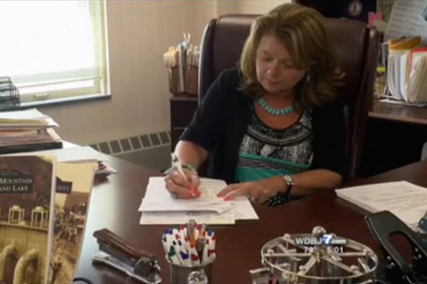 Demand for Virginia Concealed Carry Permits On Rise in Wake of Shooting