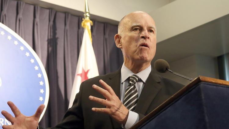 CA Governor Signs Major Gun Control Bills: Mag Ban, 'Assault Weapons ...