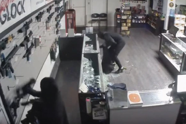 Video: Thieves Steal Over 30 Guns from Maryland Gun Store