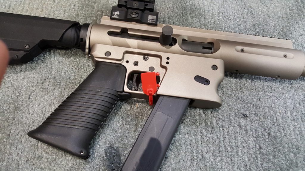 TNW Firearms Multi-Caliber Survival Rifle Takes Glock Mags - NRA 2017