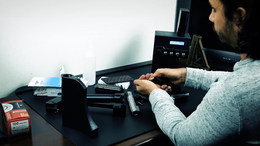 AFLoader, the Automated Universal Pistol Magazine Loader