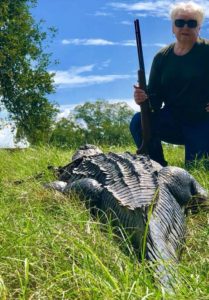 Texas Mayor and Great-Grandmother Kills 12-Foot Gator