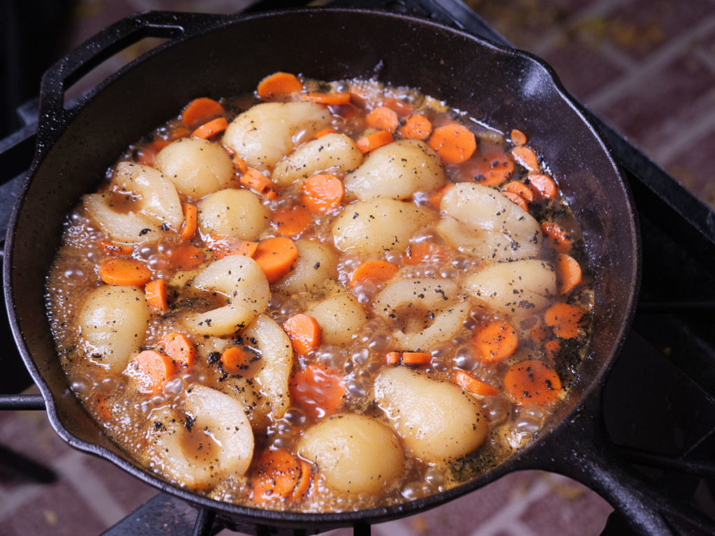 Simple Gourmet: Venison with Pear Sauce