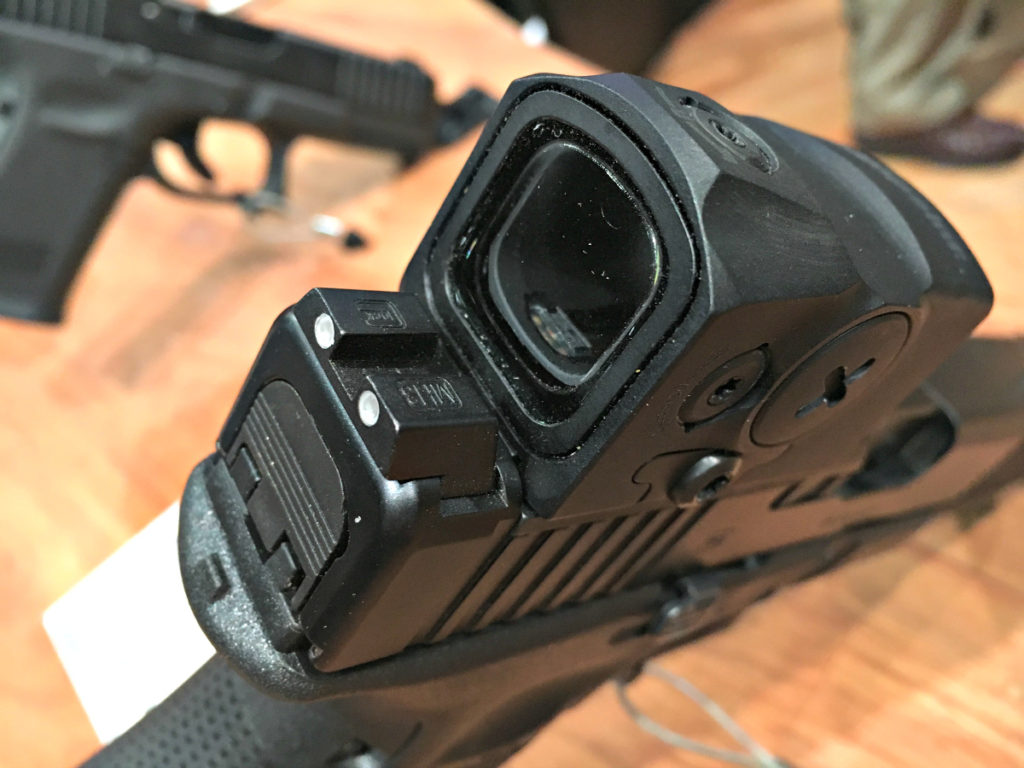 Aimpoint ACRO P-1 : A True Pistol Optic - SHOT Show 2019