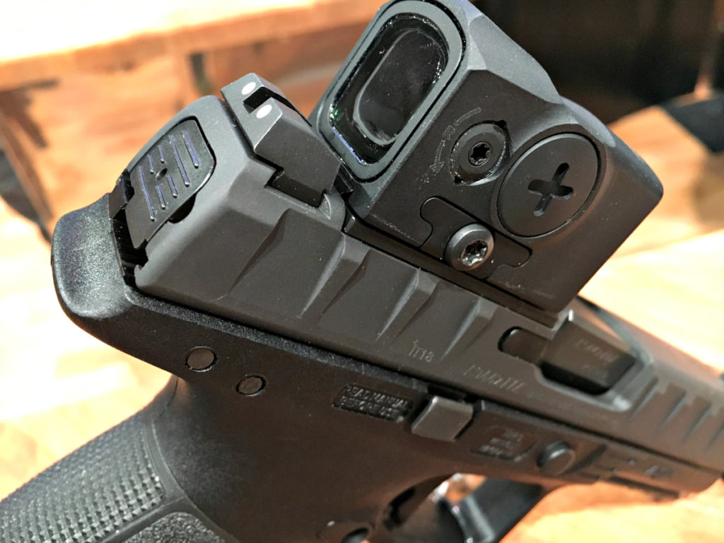 Aimpoint ACRO P-1 : A True Pistol Optic - SHOT Show 2019