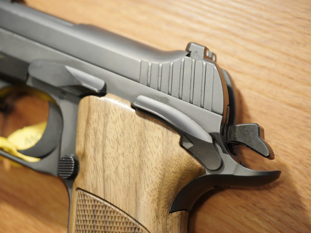 SIG's New P210 Standard & Coyote Tan P365 - NRA 2019