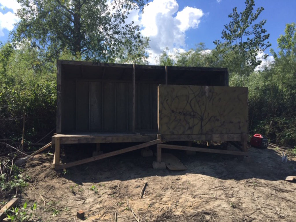 DIY - Building Waterfowl Blinds: Pit and Surface